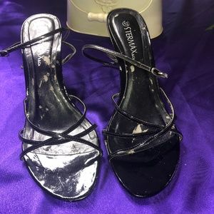 📌STERMAX Black High Heel Strappy Sandals